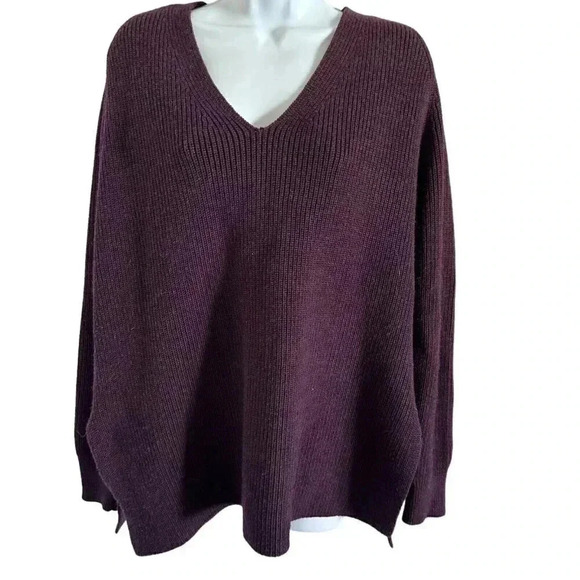 Athleta Burgundy Long Sleeve Knit Sweater Merino Wool Blend Small 54023 runs big - Picture 1 of 10